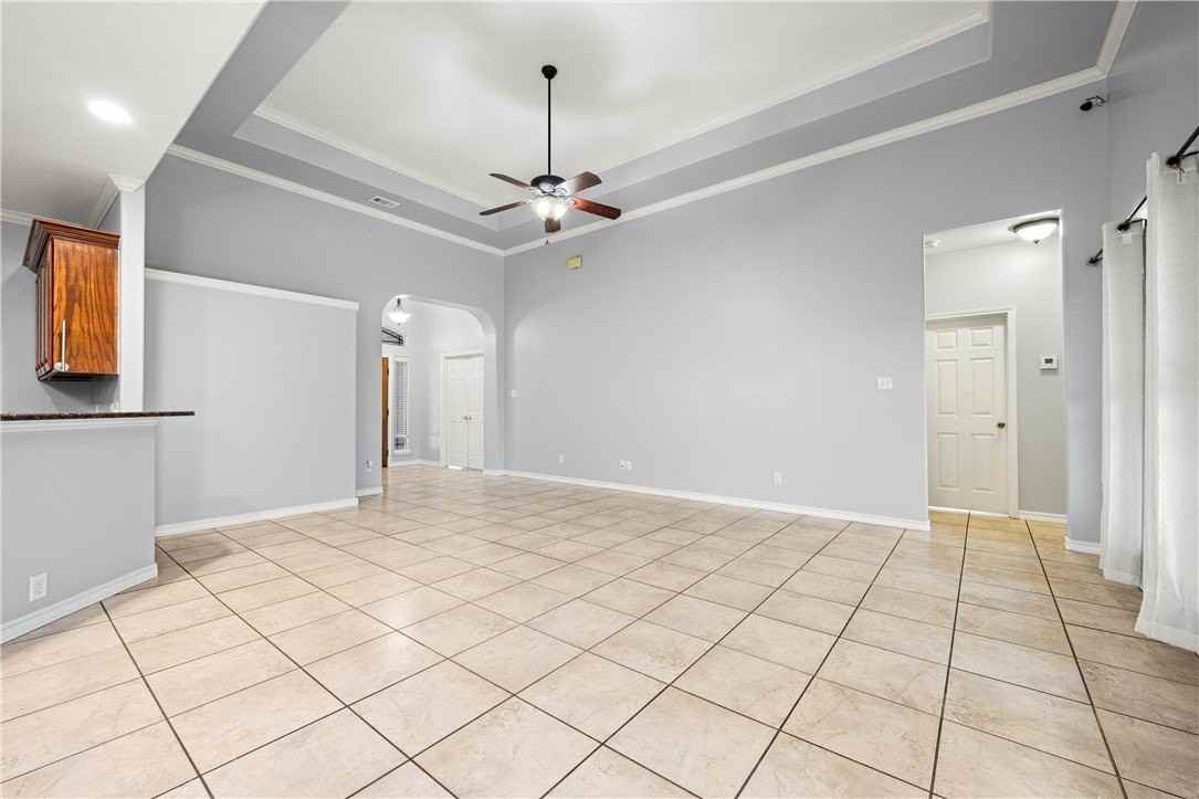 8201 Azimuth Ct - Photo 7 of 27