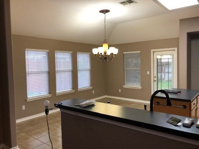 5829 Sutherland Dr - Photo 4 of 18