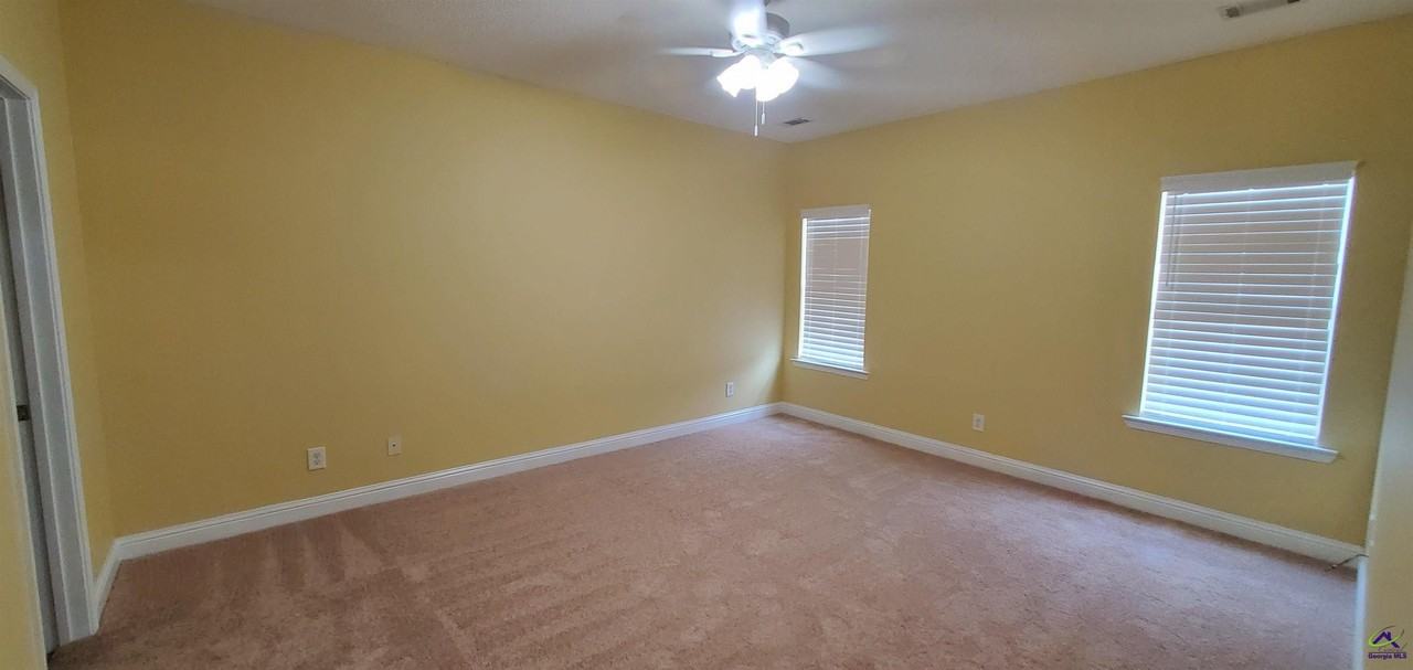 213 Merlot Dr - Photo 5 of 10