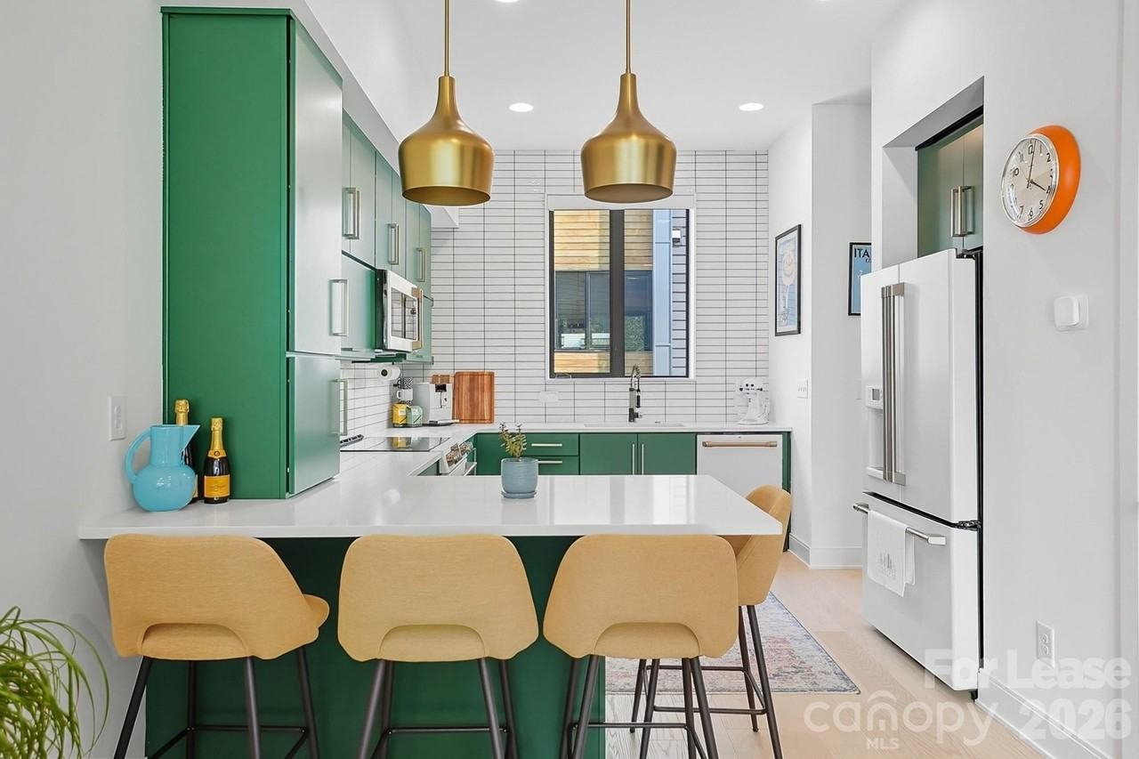 1003 Zinc Ln - Photo 3 of 47