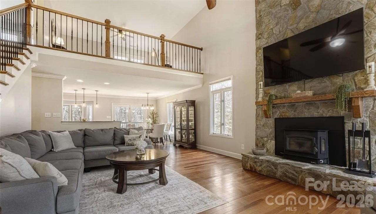 120 Tall Oak Dr - Photo 5 of 26