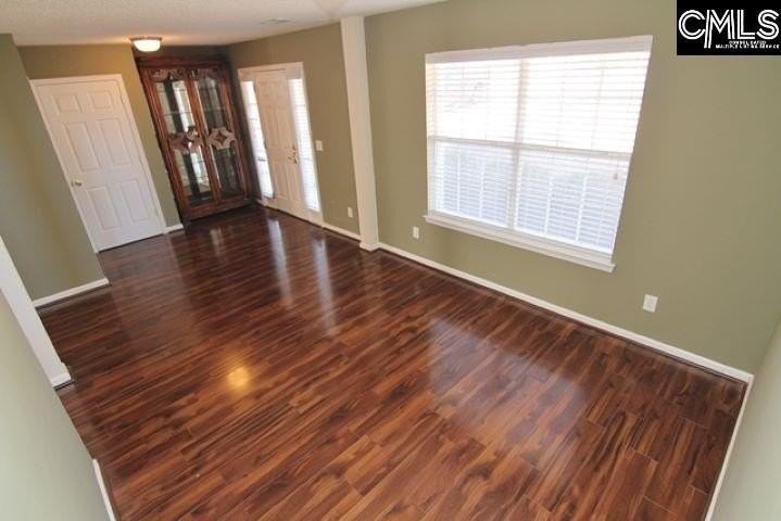 5 Redbrush Ct - Photo 3 of 43