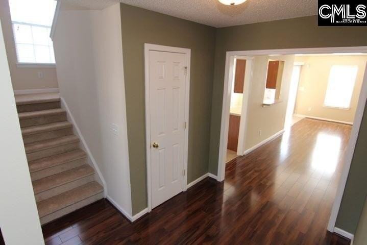 5 Redbrush Ct - Photo 6 of 43