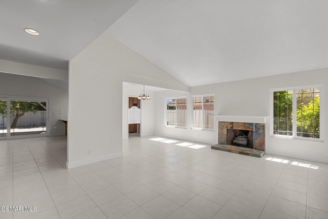 248 Cedar Heights Dr - Photo 3 of 32