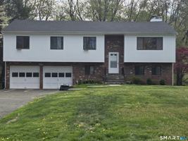 featured image of 17 Loughran Ave