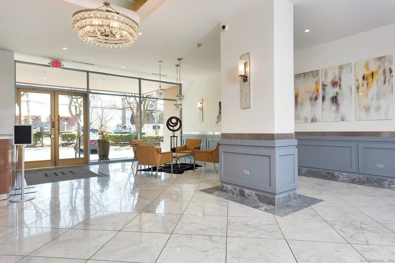 44 Strawberry Hill Ave #7C - Photo 4 of 27