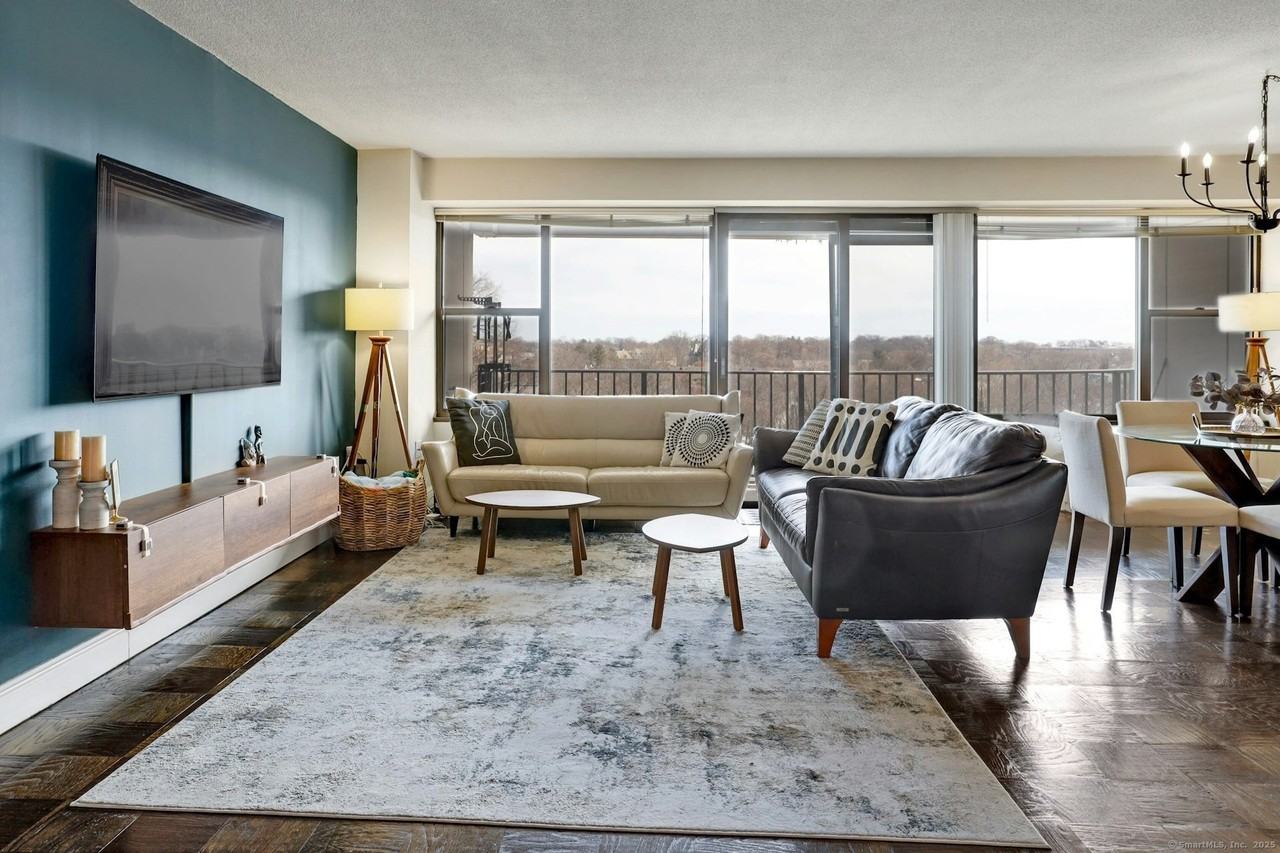 44 Strawberry Hill Ave #7C - Photo 6 of 27