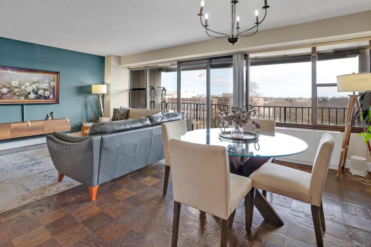 44 Strawberry Hill Ave #7C - Photo 7 of 27