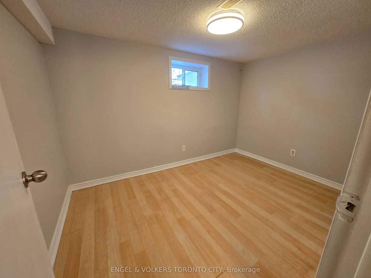 209 Septonne Ave - Photo 2 of 10