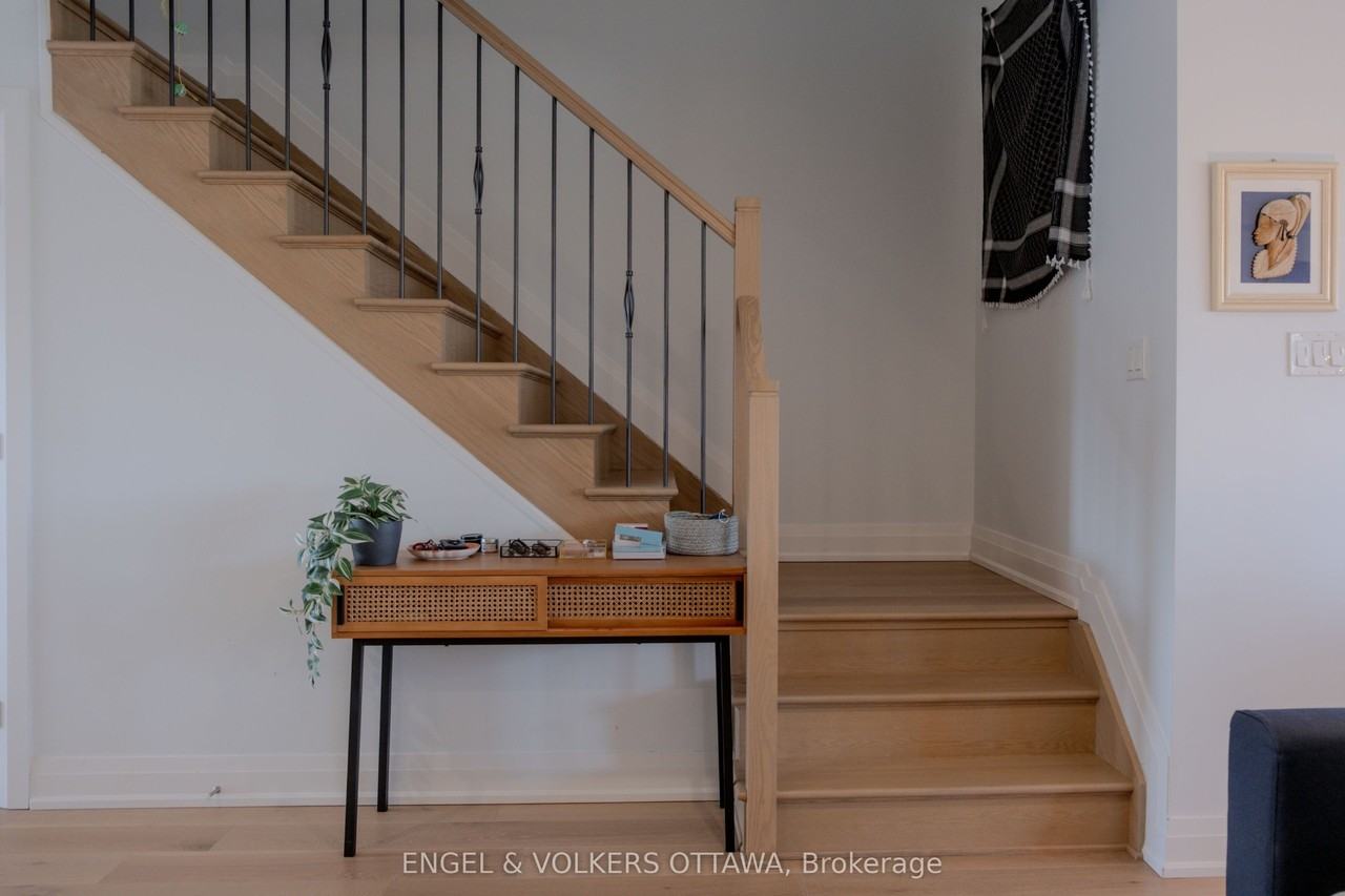 303 Belfort St - Photo 2 of 24