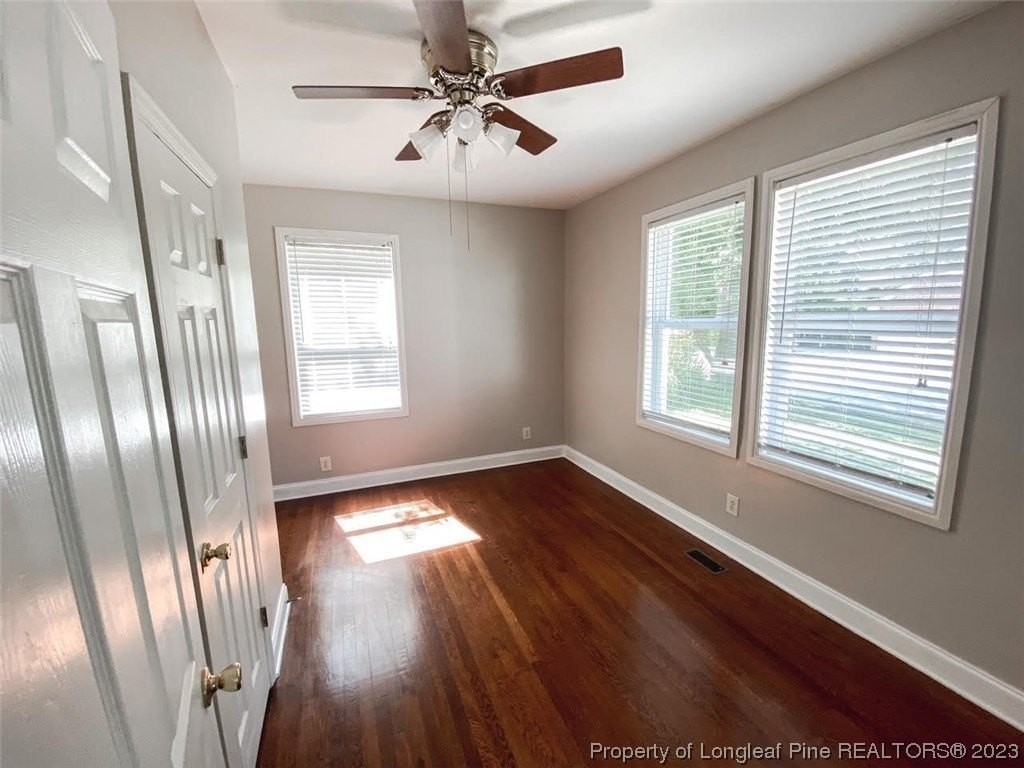 302 E 13th St - Photo 5 of 22