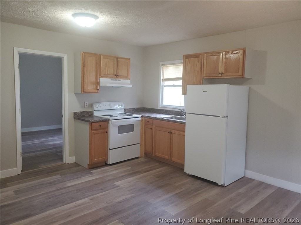 125 Bogard Cir Apt 19 - Photo 2 of 5