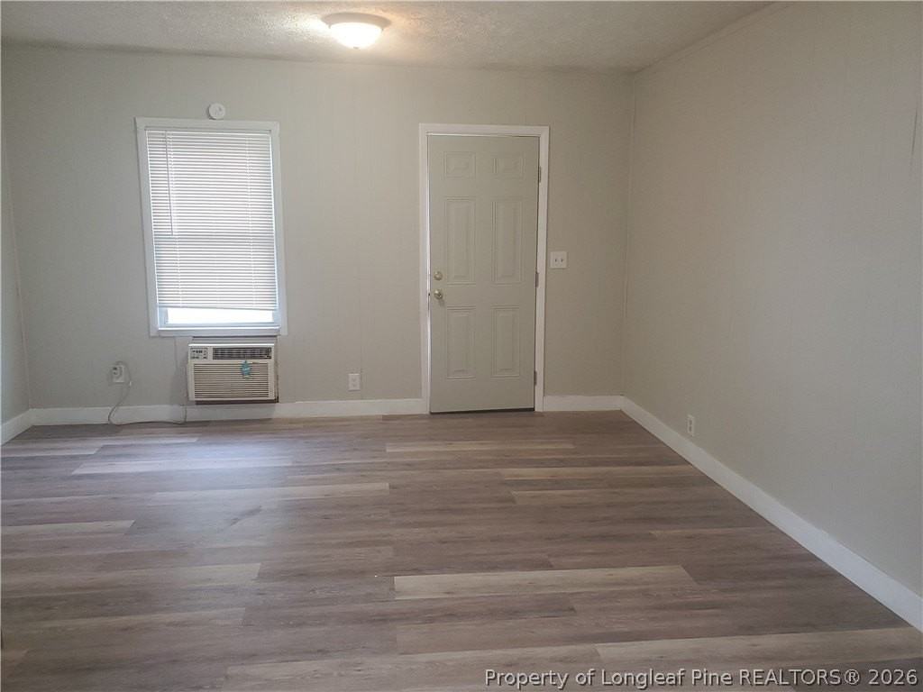 125 Bogard Cir Apt 19 - Photo 3 of 5