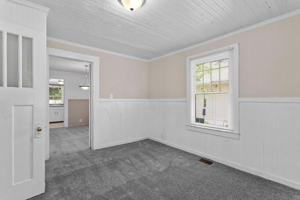 1742 Ware Ave - Photo 7 of 15