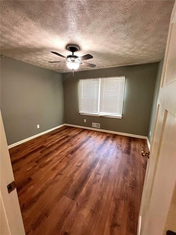 2768 Majestic Cir - Photo 6 of 8