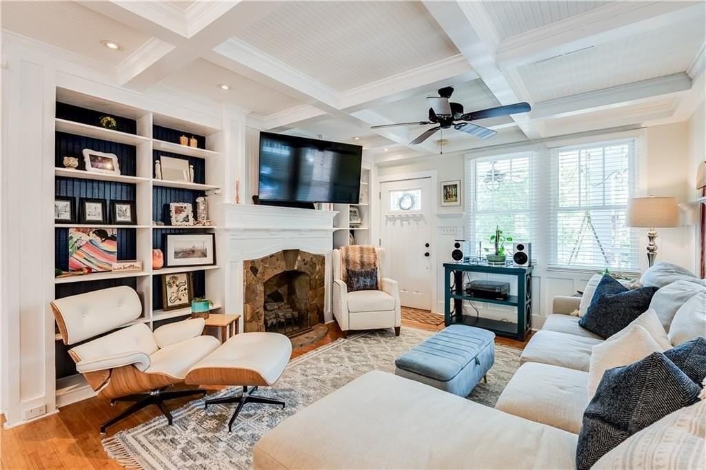 45 Mortimer St Se - Photo 3 of 27