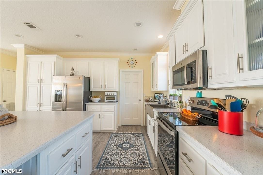 1084 E Anchor Ln - Photo 3 of 12