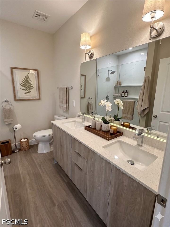 9004 W Justice Cir - Photo 6 of 42