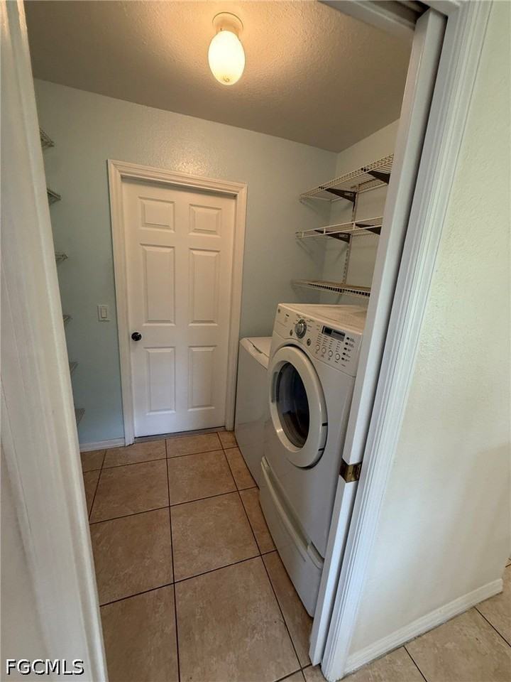 911 Se 31st St - Photo 7 of 16