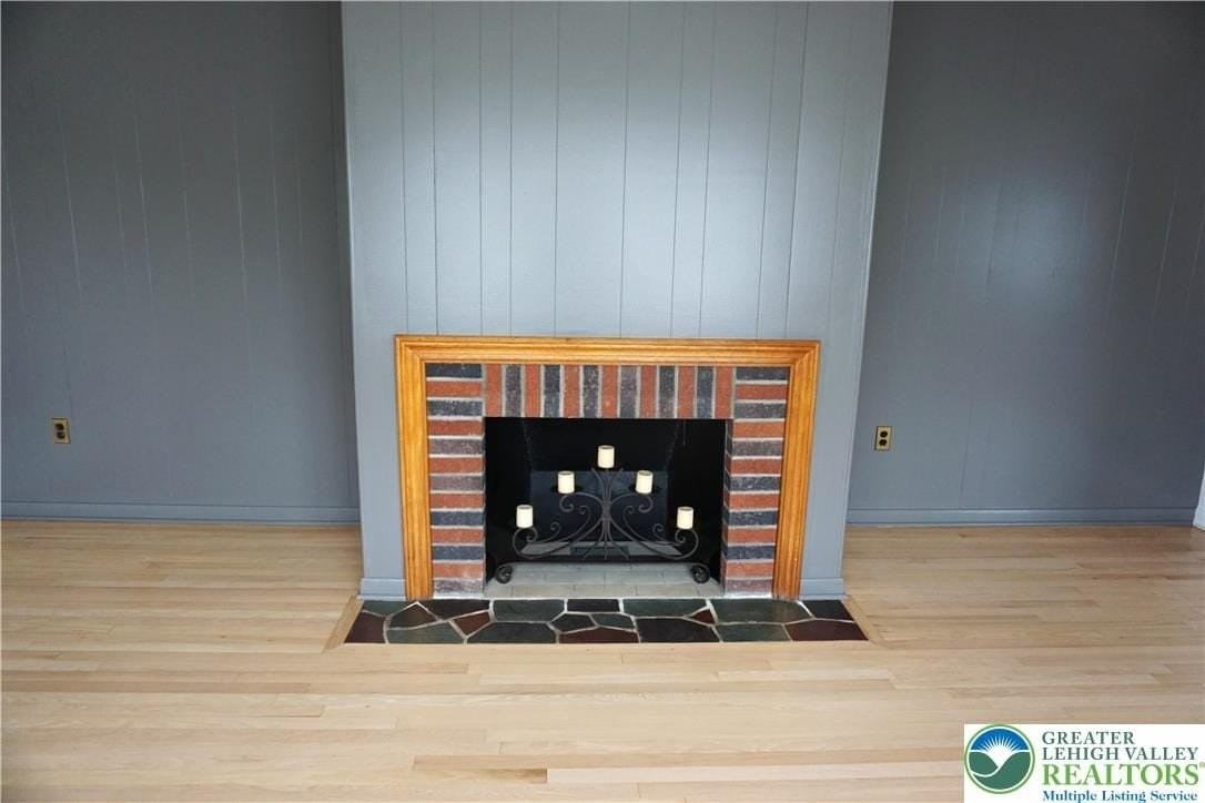 1718 Calypso Ave - Photo 5 of 32