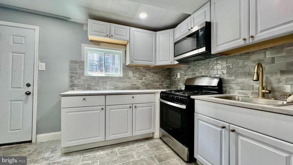 2348 Wilder St - Photo 3 of 10