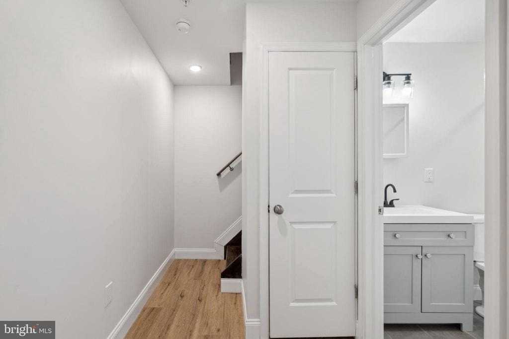 1701 Point Breeze Ave #1A - Photo 5 of 12