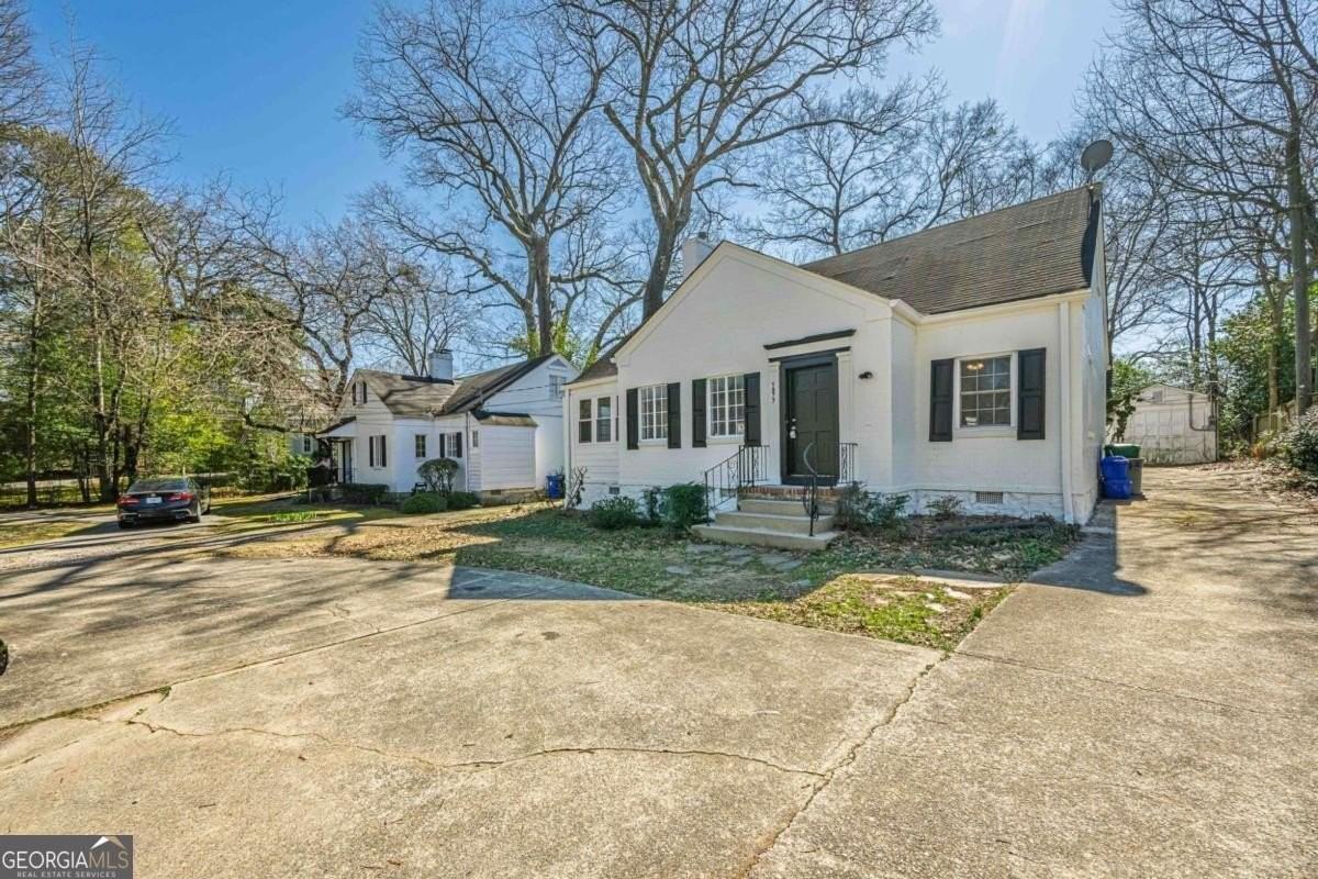 1977 N Decatur Rd Ne - Photo 4 of 50