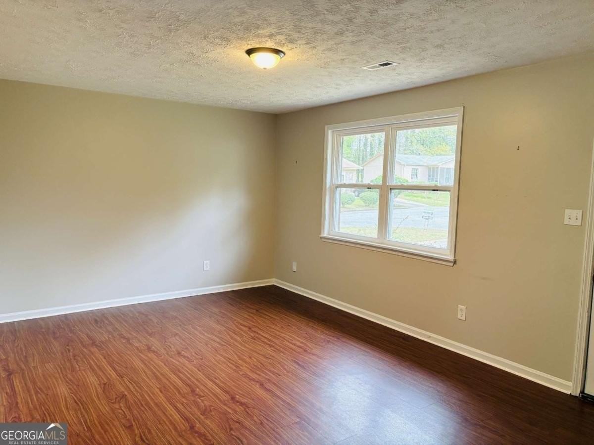 42 Westgate Park Ln - Photo 3 of 19