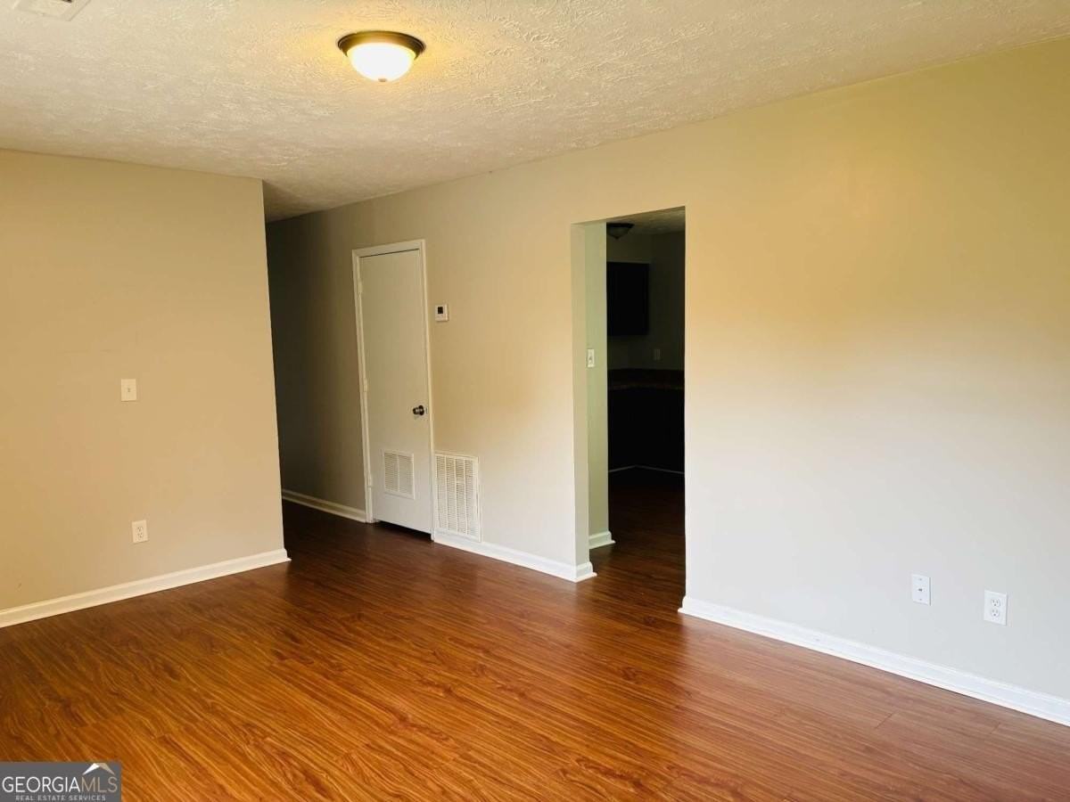 42 Westgate Park Ln - Photo 5 of 19