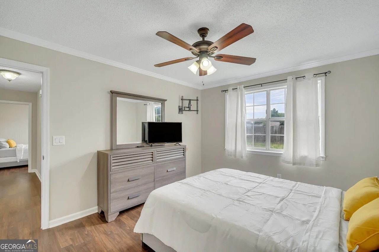 1474 Ben Gay Way - Photo 5 of 7