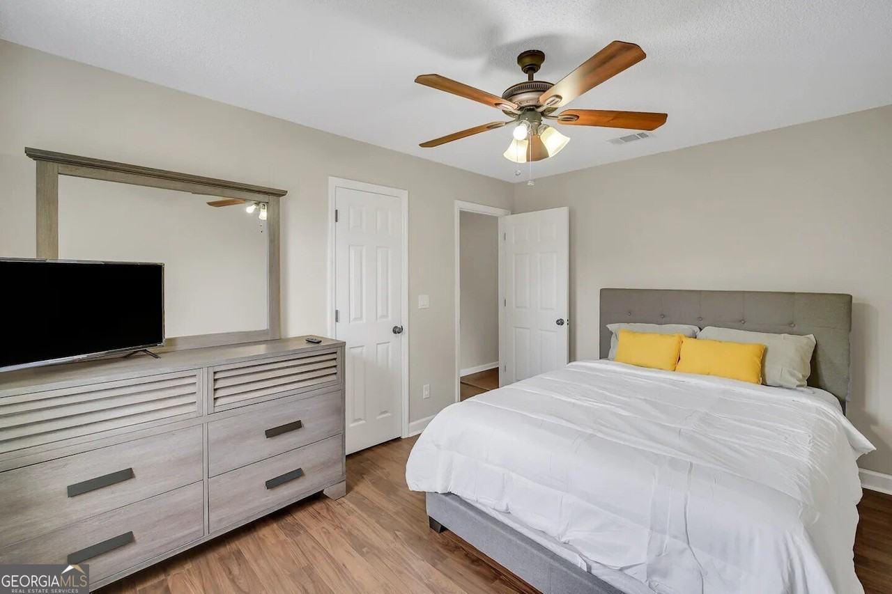 1474 Ben Gay Way - Photo 6 of 7