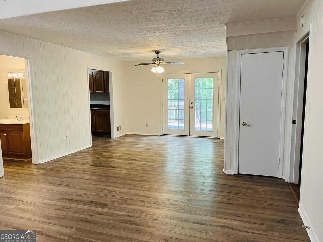 2289 Roscoe Rd - Photo 5 of 45