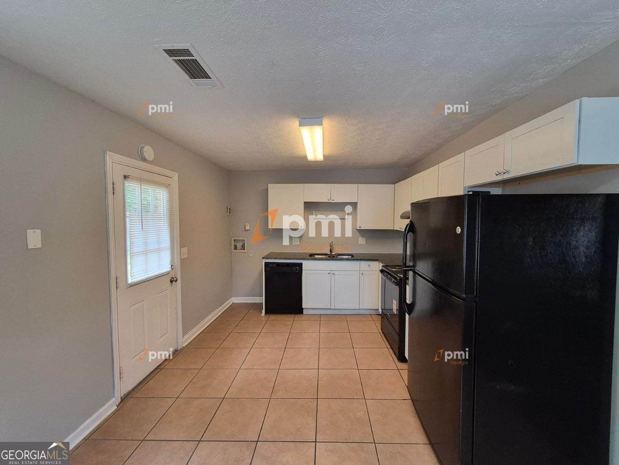808 Wilson Cir Sw - Photo 2 of 12