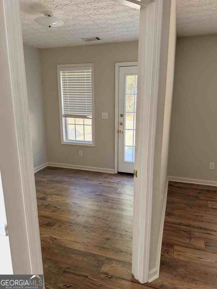 128 Shadowbrooke Cir - Photo 6 of 27