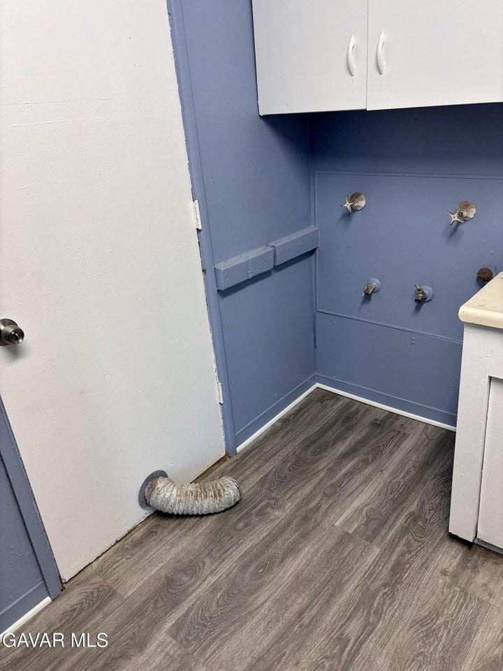 38907 Rambler Ave - Photo 3 of 14