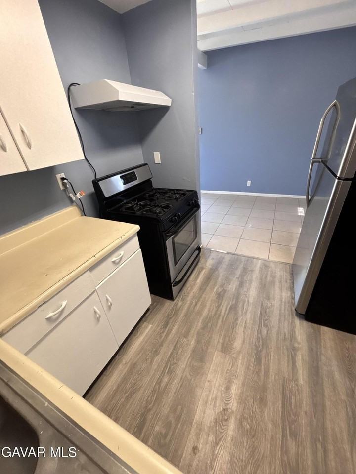 38907 Rambler Ave - Photo 4 of 14