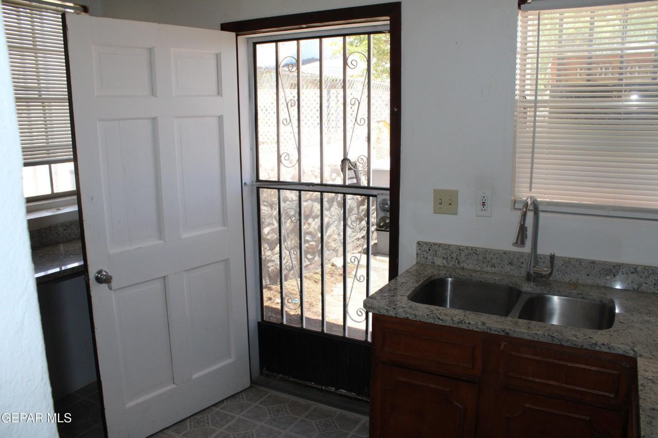 3526 Nations Ave #1-2 - Photo 3 of 13