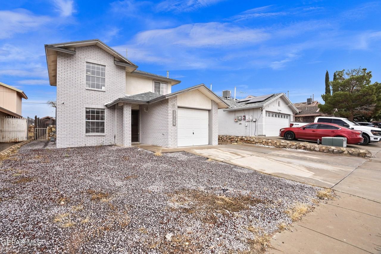 12109 Saint Jude Ave - Photo 2 of 30