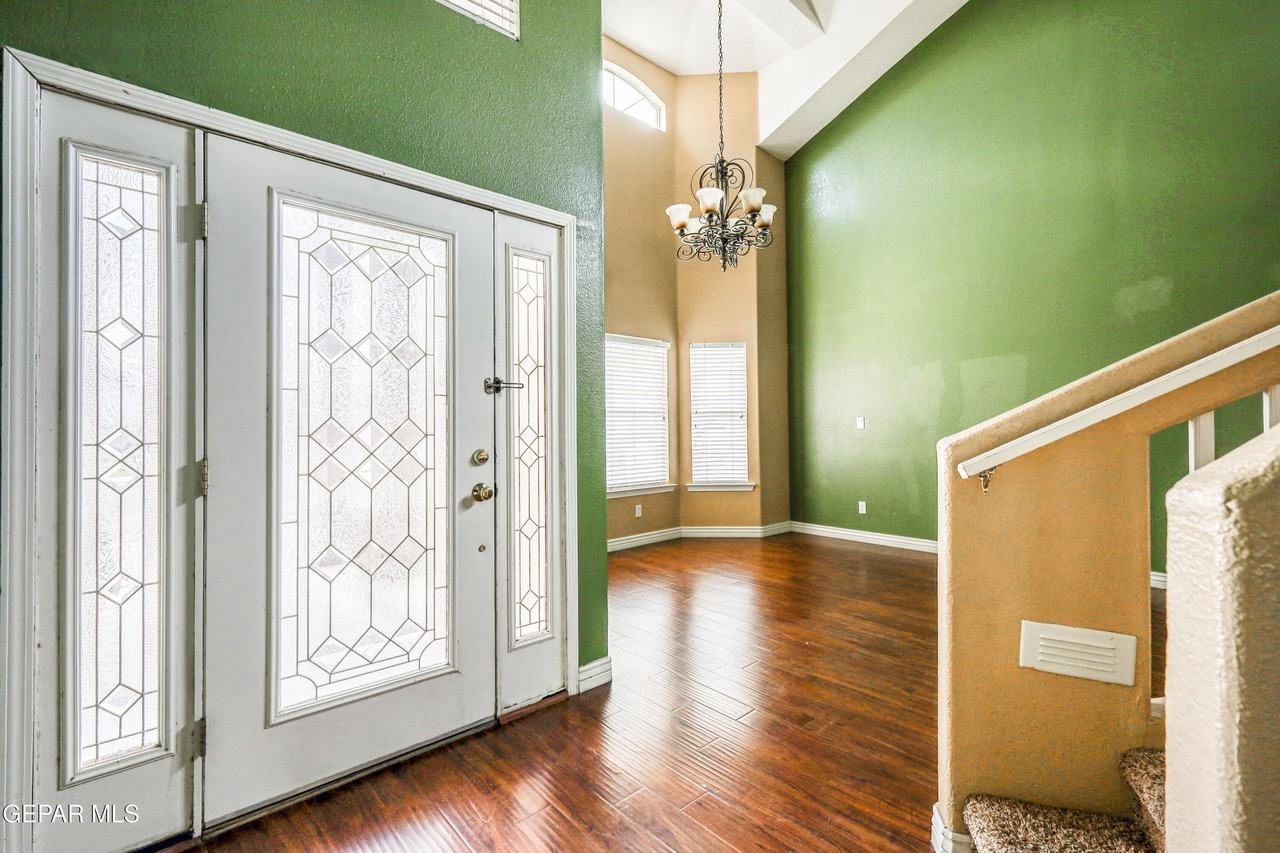 4733 R L Shoemaker Dr - Photo 6 of 50