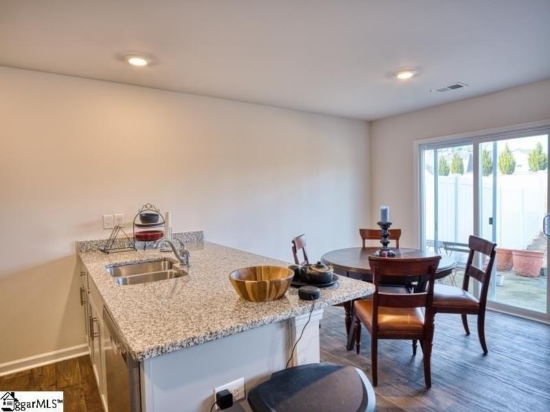 1144 S Norwhich Ln - Photo 3 of 17