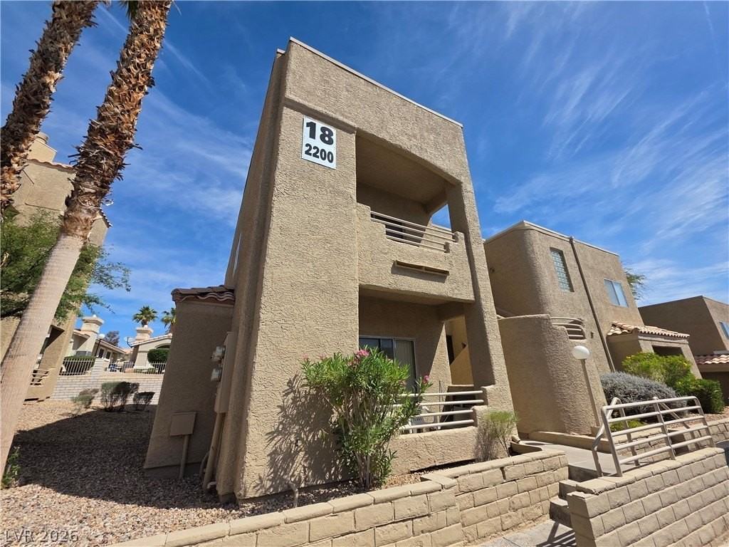 2200 Highpointe Dr #201 - Photo 2 of 50