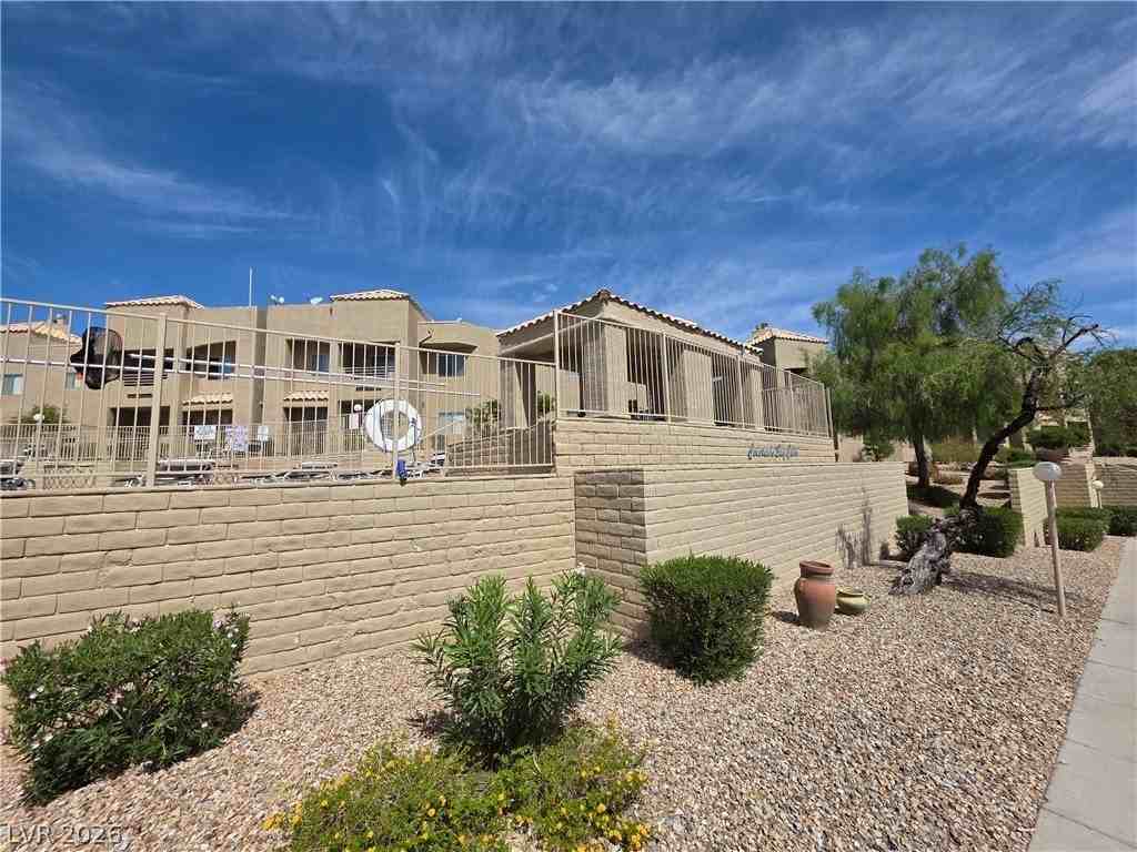 2200 Highpointe Dr #201 - Photo 7 of 50