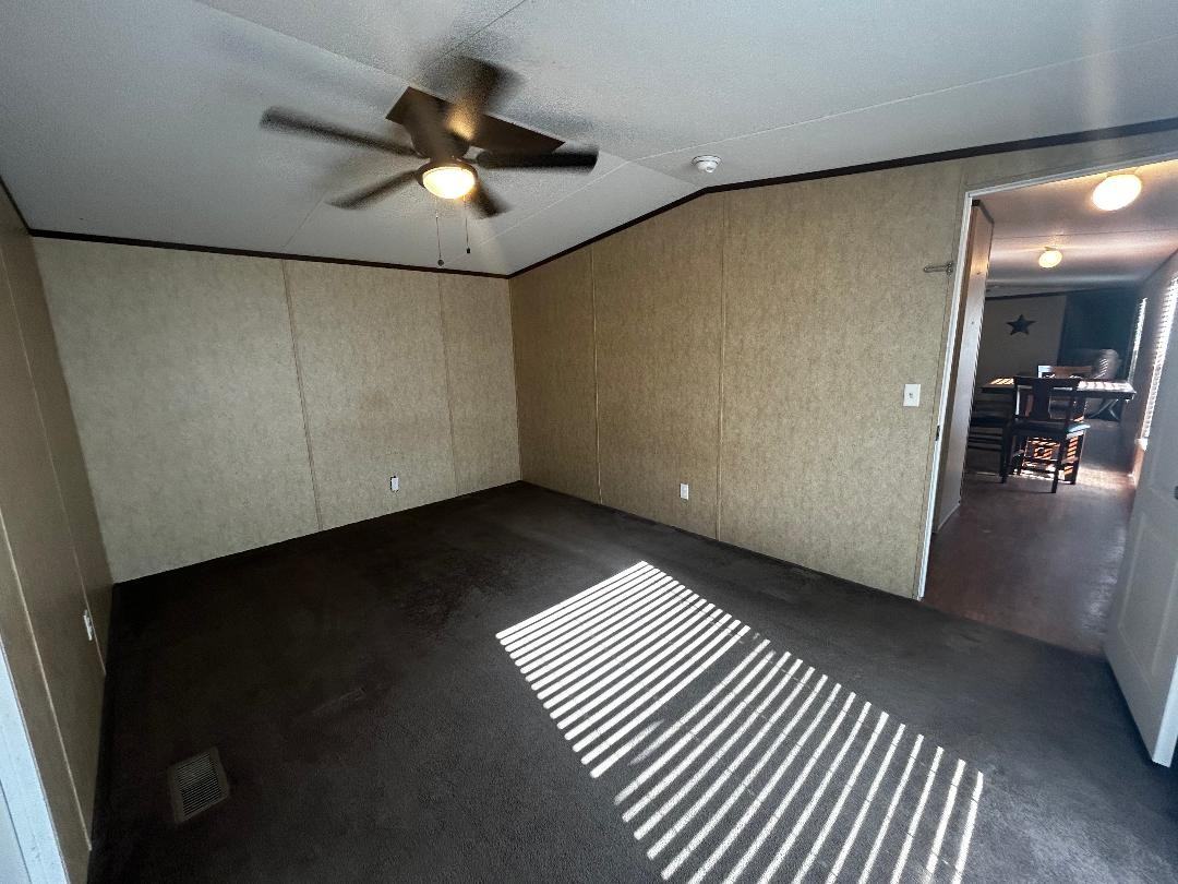 233 Storey Dr #1 - Photo 5 of 10