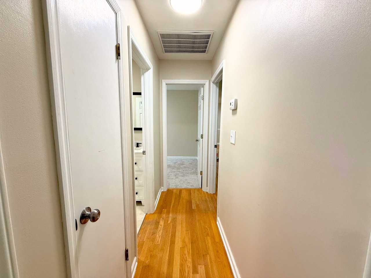 37 Carriage Dr #1 - Photo 7 of 18