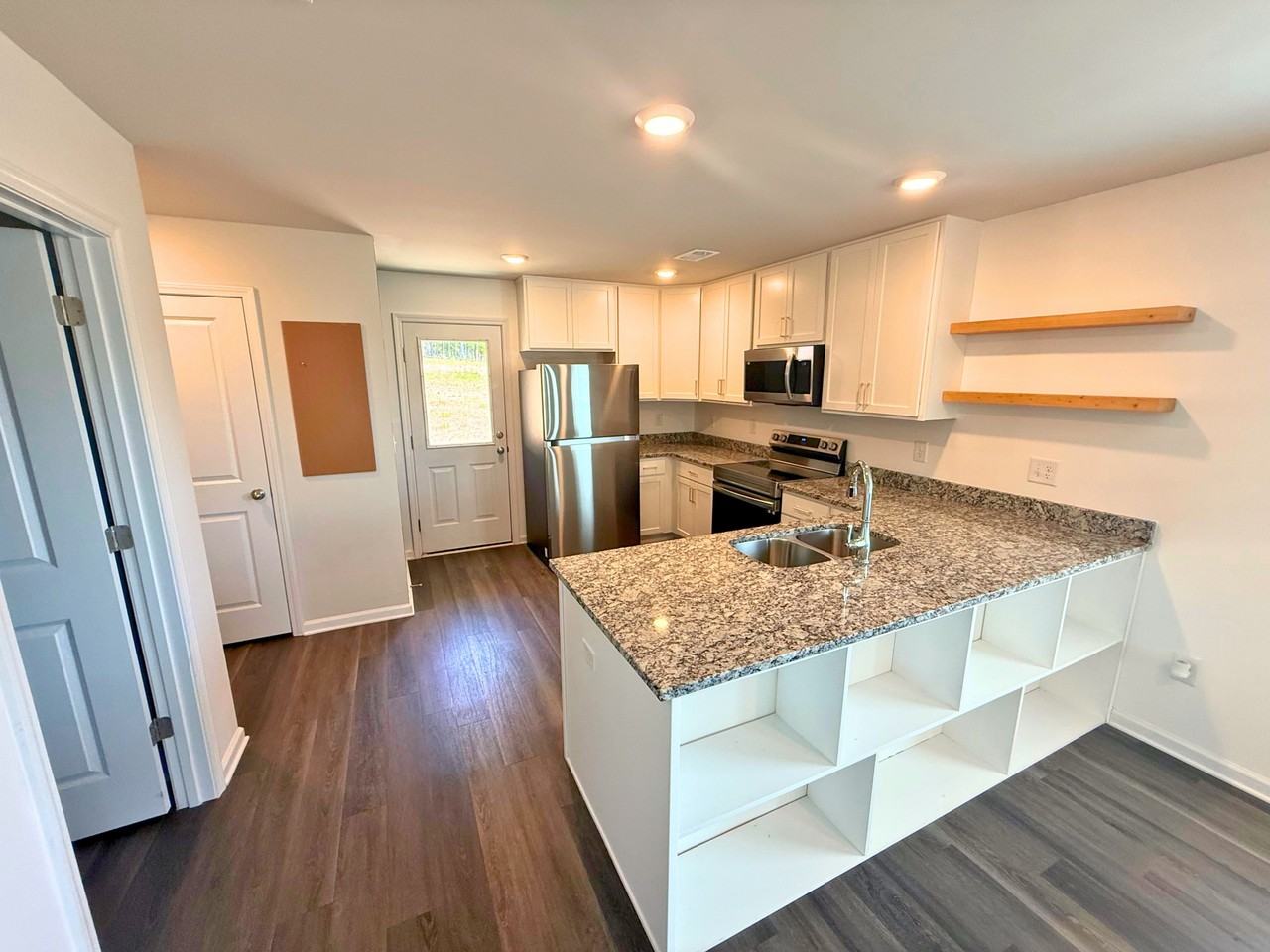 106 White Rapids Way #1 - Photo 5 of 24