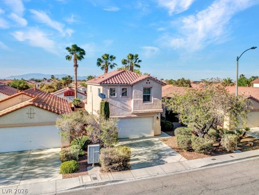 3590 Laguna Veneta Ave - Photo 3 of 36