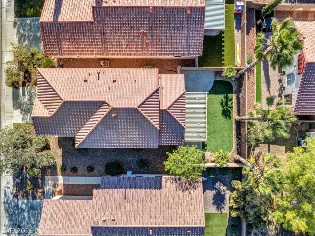 3590 Laguna Veneta Ave - Photo 4 of 36