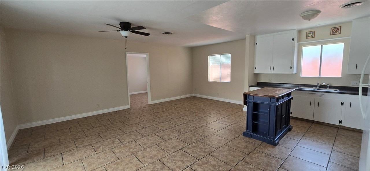 315 Arnold St - Photo 5 of 19