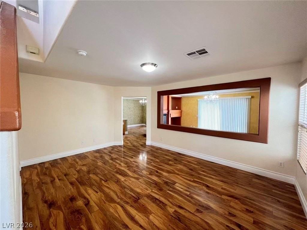 7645 Rustic Galleon St - Photo 5 of 32