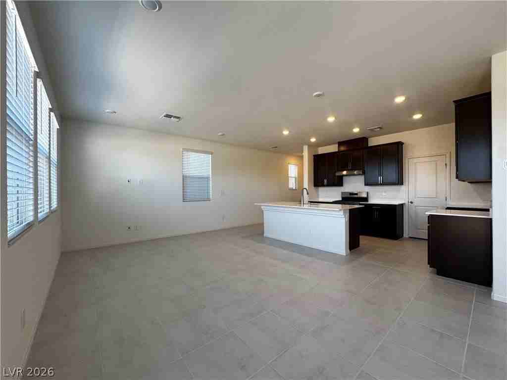 9250 Innot Ave - Photo 4 of 32